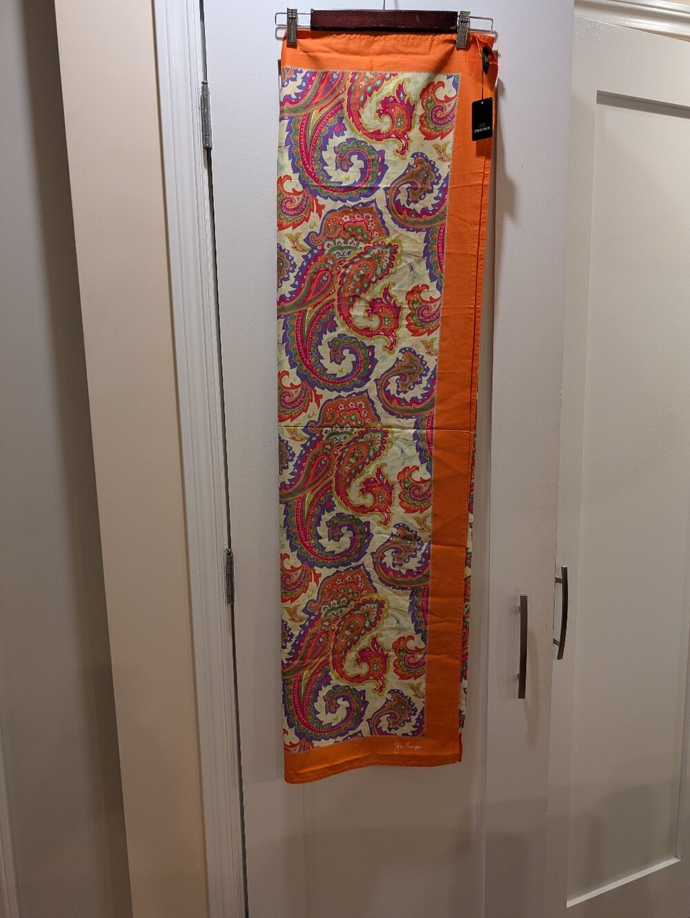 NWT Jim Thompson Vibrant Paisley Scarf